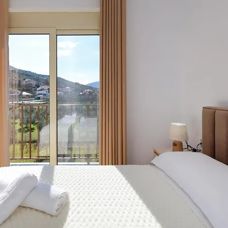 Petro Villa Berat